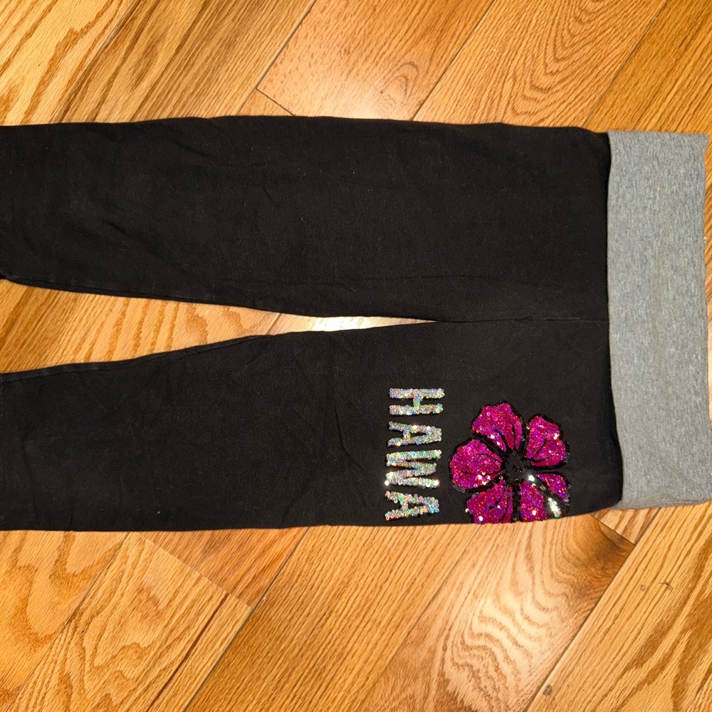Hawaii PINK Victoria's Secret Black and cropped leggings Sequin Limited Edition